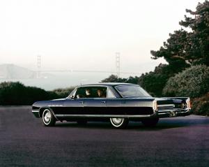 Buick Electra 225 4-Door Pillarless Sedan